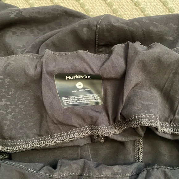 Hurley - Animal Pattern Thin  Spring Summer Joggers - Picture 4 of 7